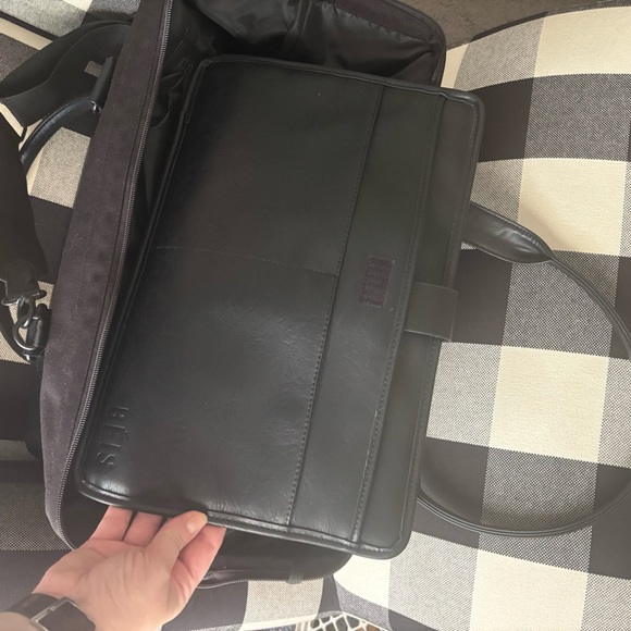 BEIS Convertible Weekender Bag - Picture 6 of 10